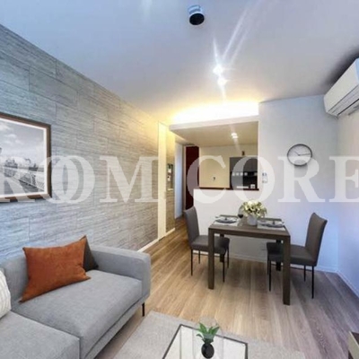 
						リビング