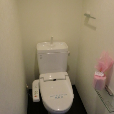 
						トイレ