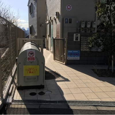 
						共用施設