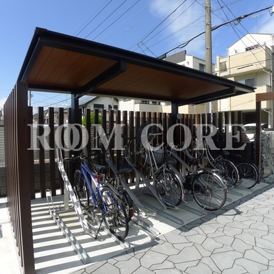 
						共用施設