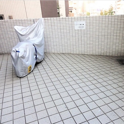 
						共用施設