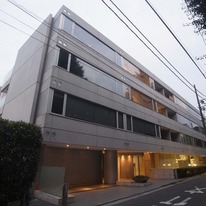クエストコート原宿