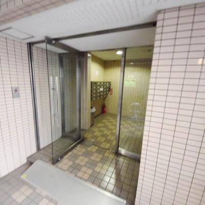 
						共用施設