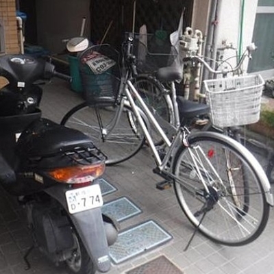 
						共用施設