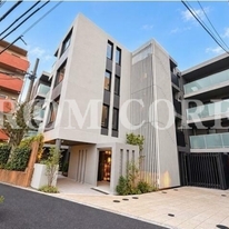 Lumina Court Takaido